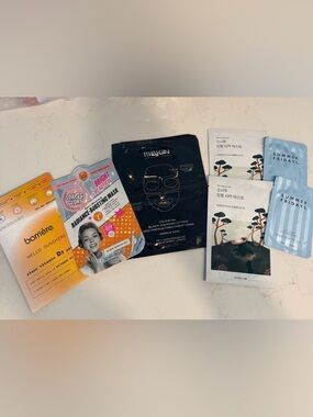 111SKIN Black Diamond Lifting & Firming Mask - Black Sheet Mask